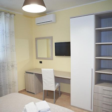B&B Mary Grace Rossano Stazione Kültér fotó