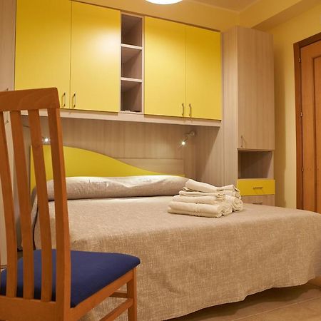 B&B Mary Grace Rossano Stazione Kültér fotó