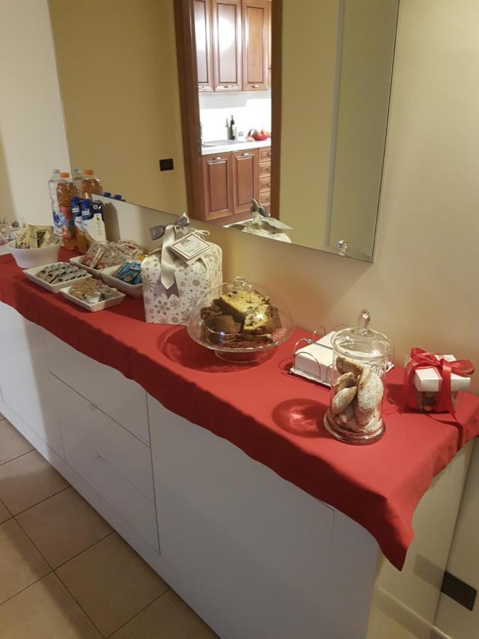 B&B Mary Grace Rossano Stazione Kültér fotó