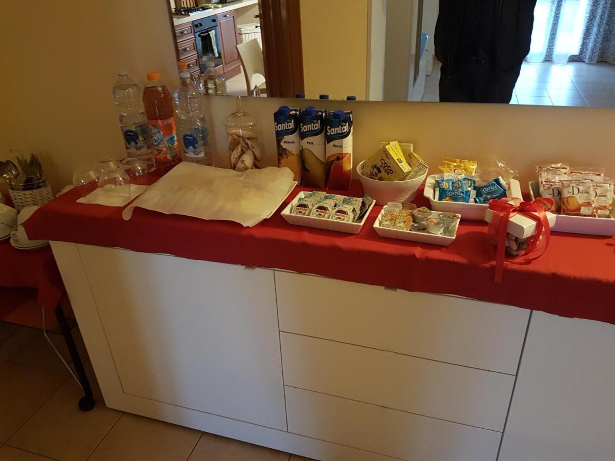 B&B Mary Grace Rossano Stazione Kültér fotó