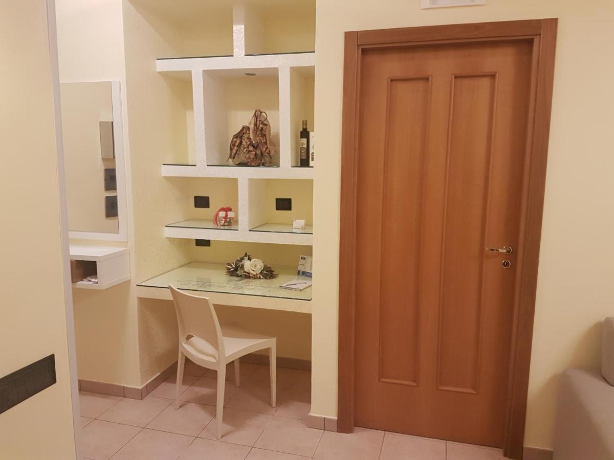 B&B Mary Grace Rossano Stazione Kültér fotó