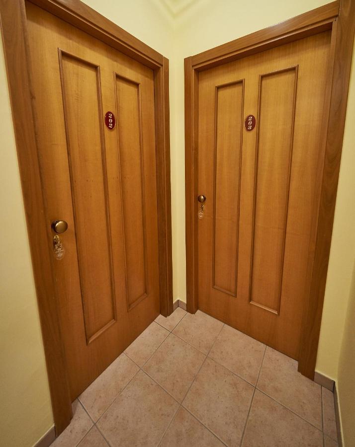 B&B Mary Grace Rossano Stazione Kültér fotó