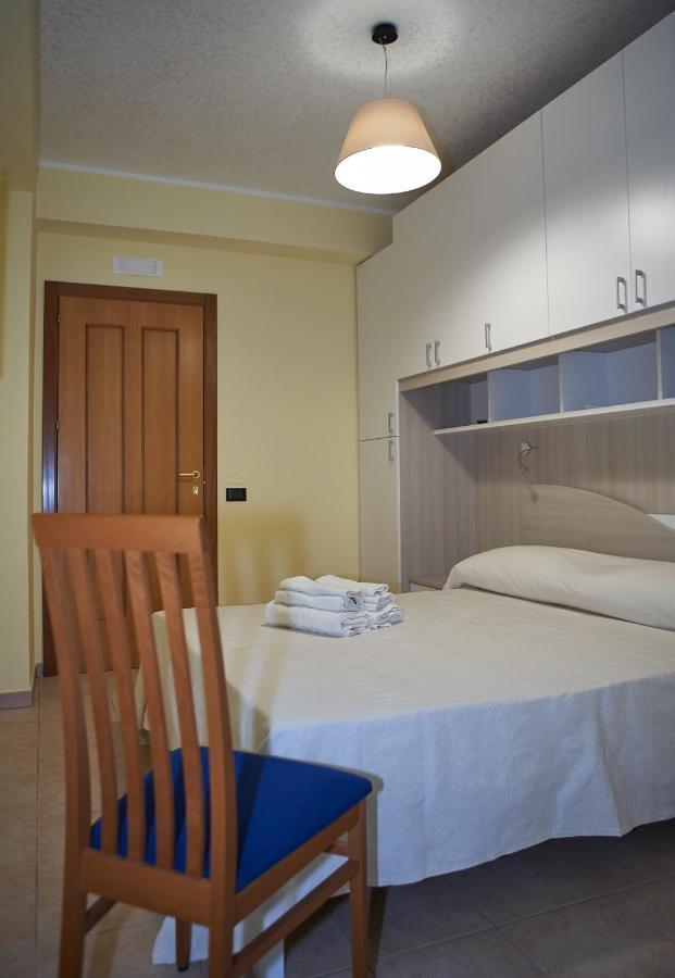B&B Mary Grace Rossano Stazione Kültér fotó