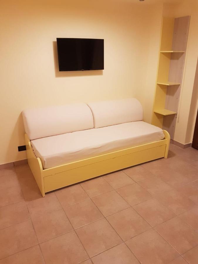 B&B Mary Grace Rossano Stazione Kültér fotó